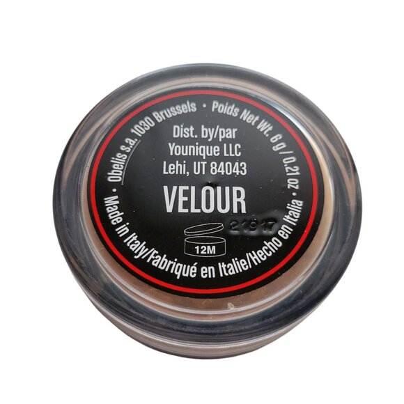 Younique Touch Loose Powder Foundation VELOUR New & SEALED 6 g/0.21oz - Picture 1 of 3